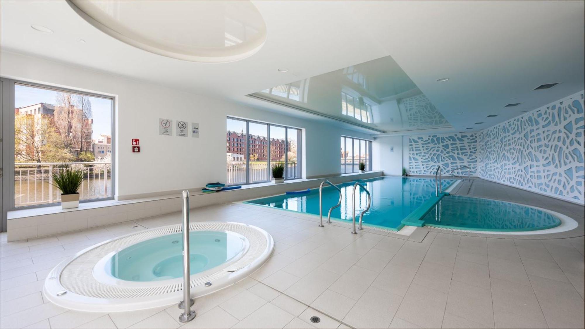 Flatbook Apartments Waterlane Island Spa With Riverview Gdańsk Extérieur photo